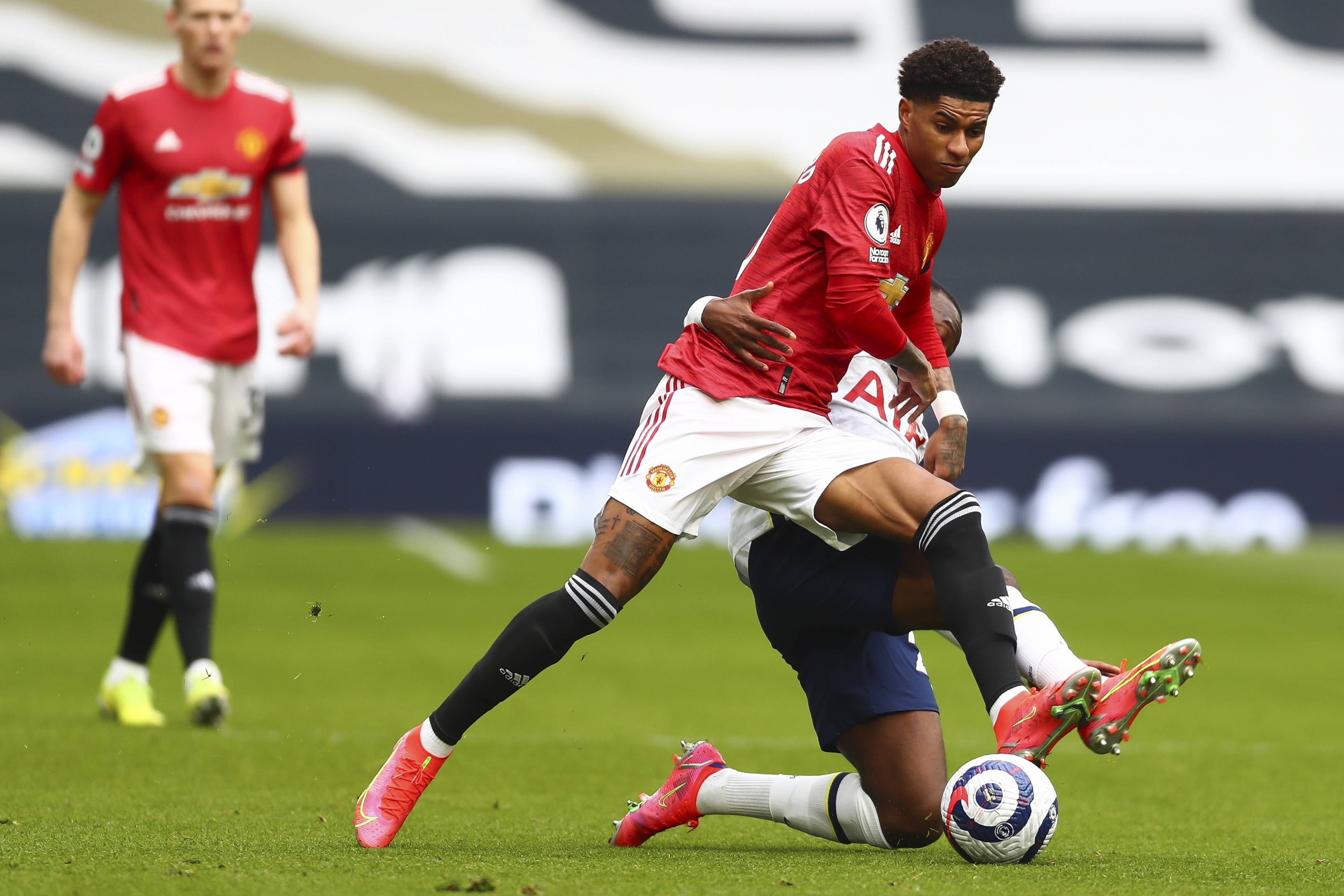 在现代足球 在现代足球